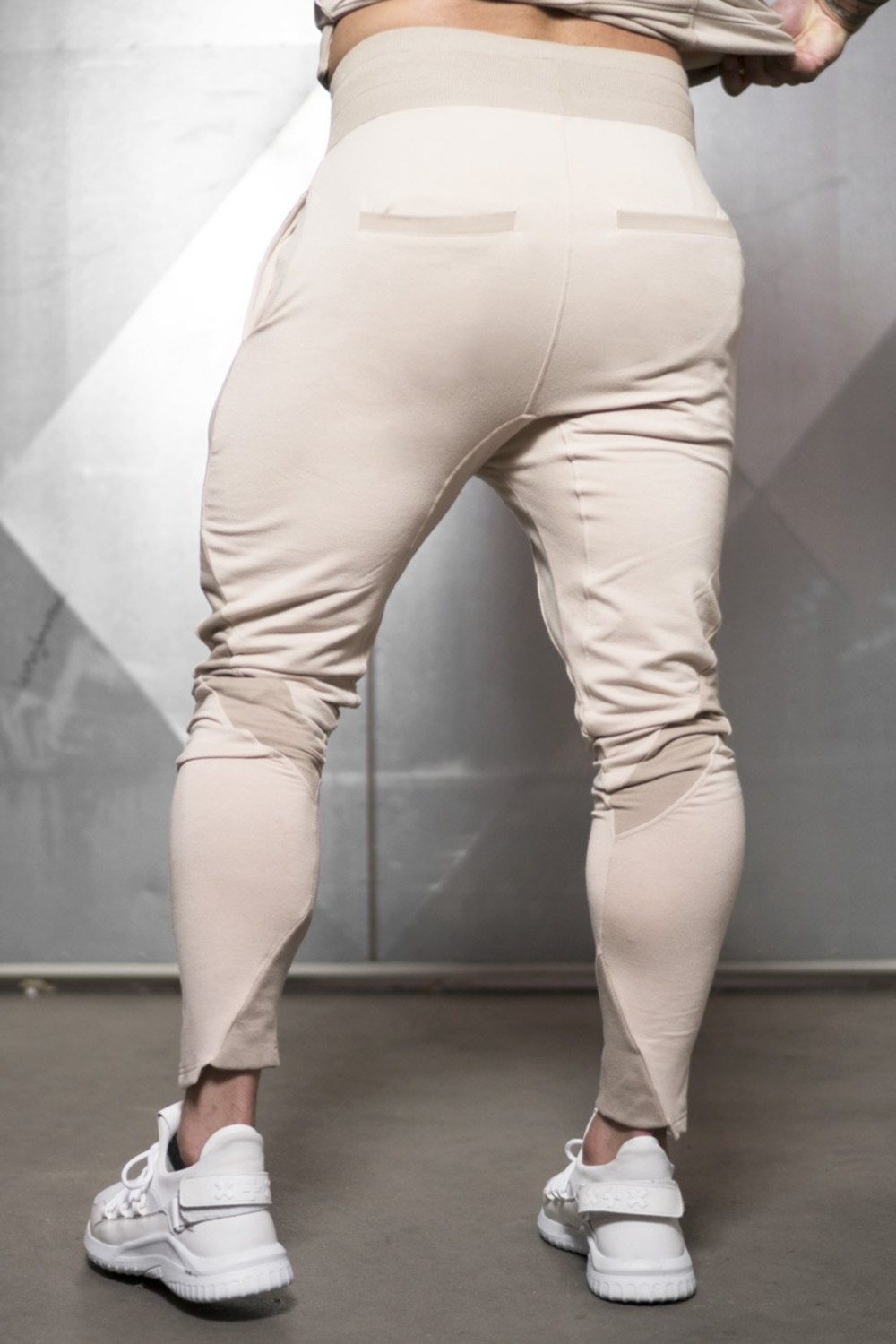 Джоггеры от Body Engineers Neri Jogger Beige